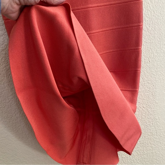 Herve Leger Sweetheart Neck Salmon-Color Mermaid Style Bandage Dress XXS - Picture 6 of 14